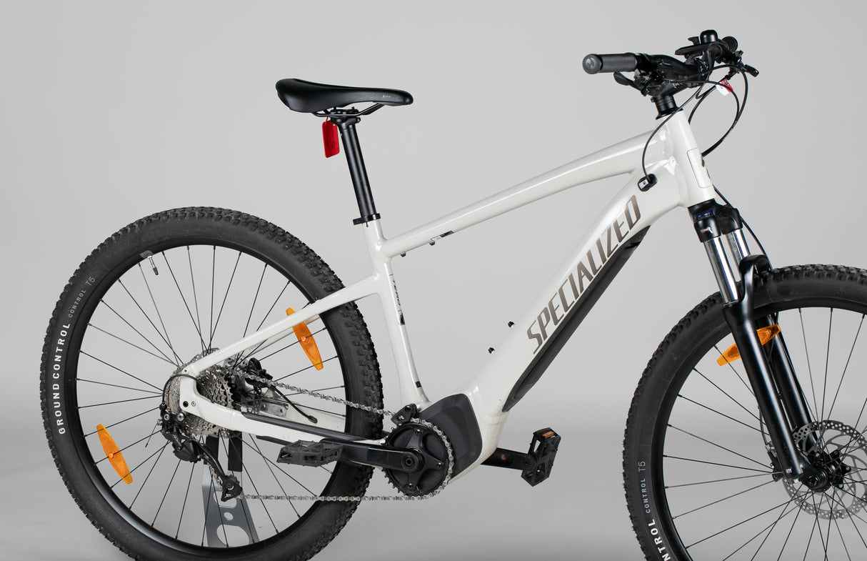 Specialized Turbo Tero 3.0 - käytetty sähköpyörä 178-188 cm ajajalle