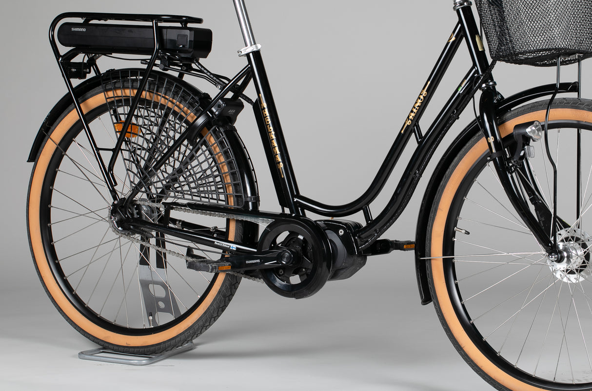 Helkama e-Aino 7sp 26” - käytetty sähköpyörä 155-180 cm ajajalle