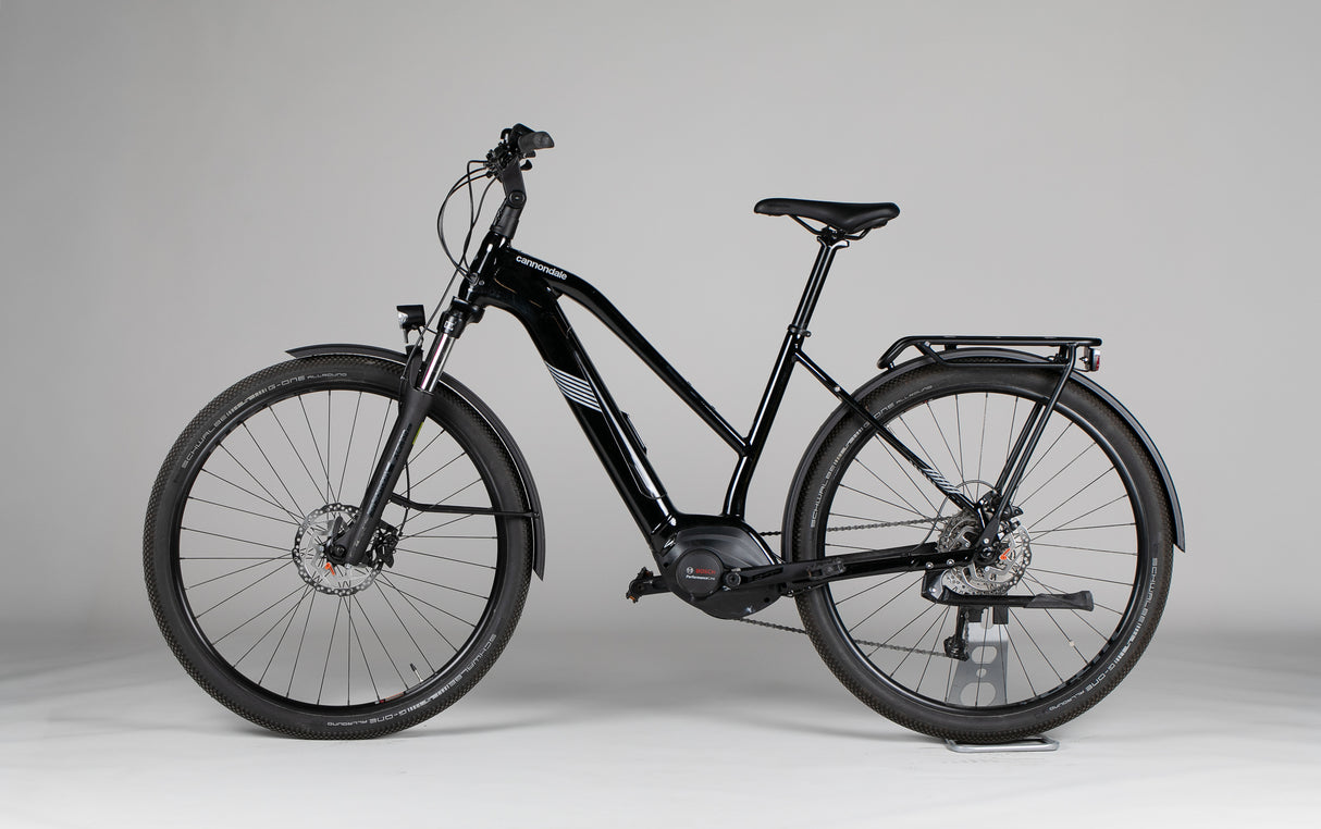Cannondale Tesoro Neo X 3 Remixte - käytetty sähköpyörä 175-188 cm ajajalle