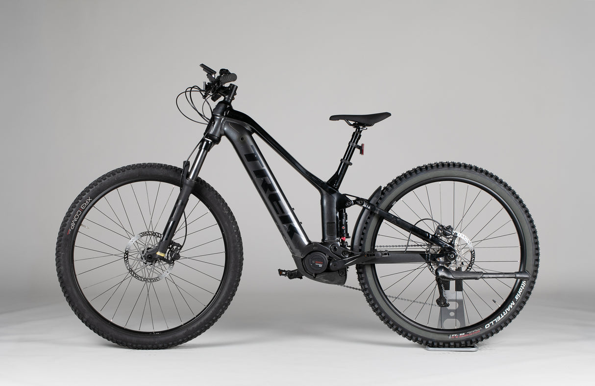 Trek Powerfly FS 4 Gen 3 - käytetty sähköpyörä 165-178 cm ajajalle