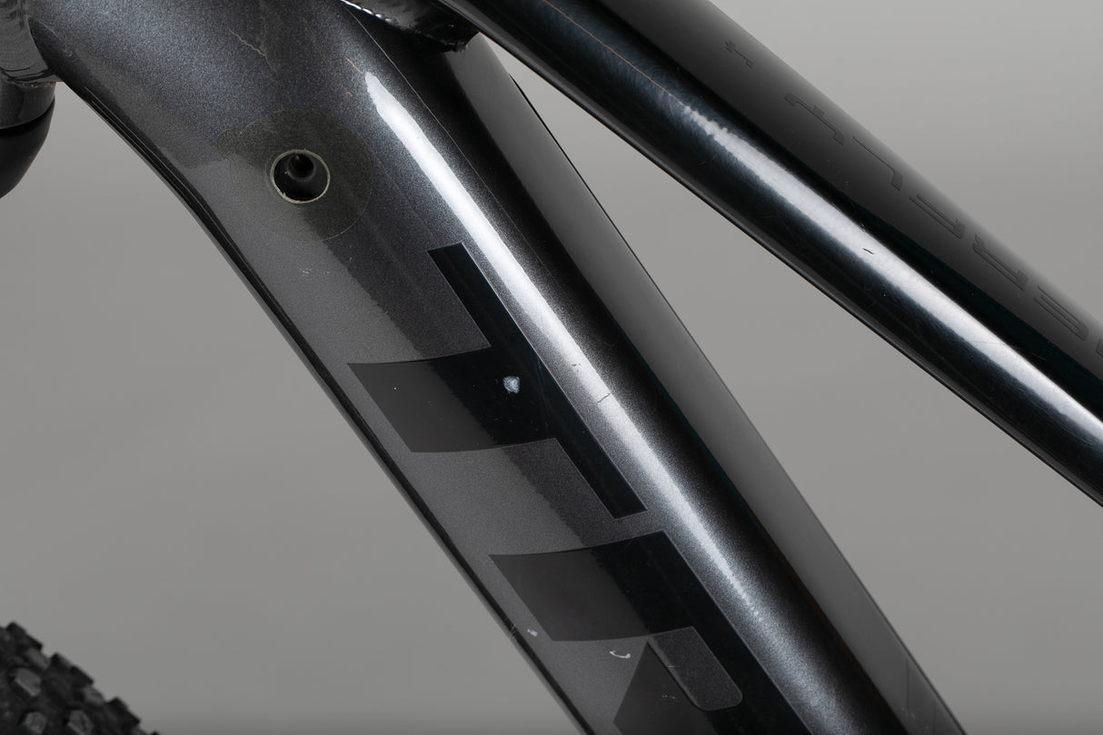 Trek Powerfly FS 4 Gen 3 - käytetty sähköpyörä 165-178 cm ajajalle