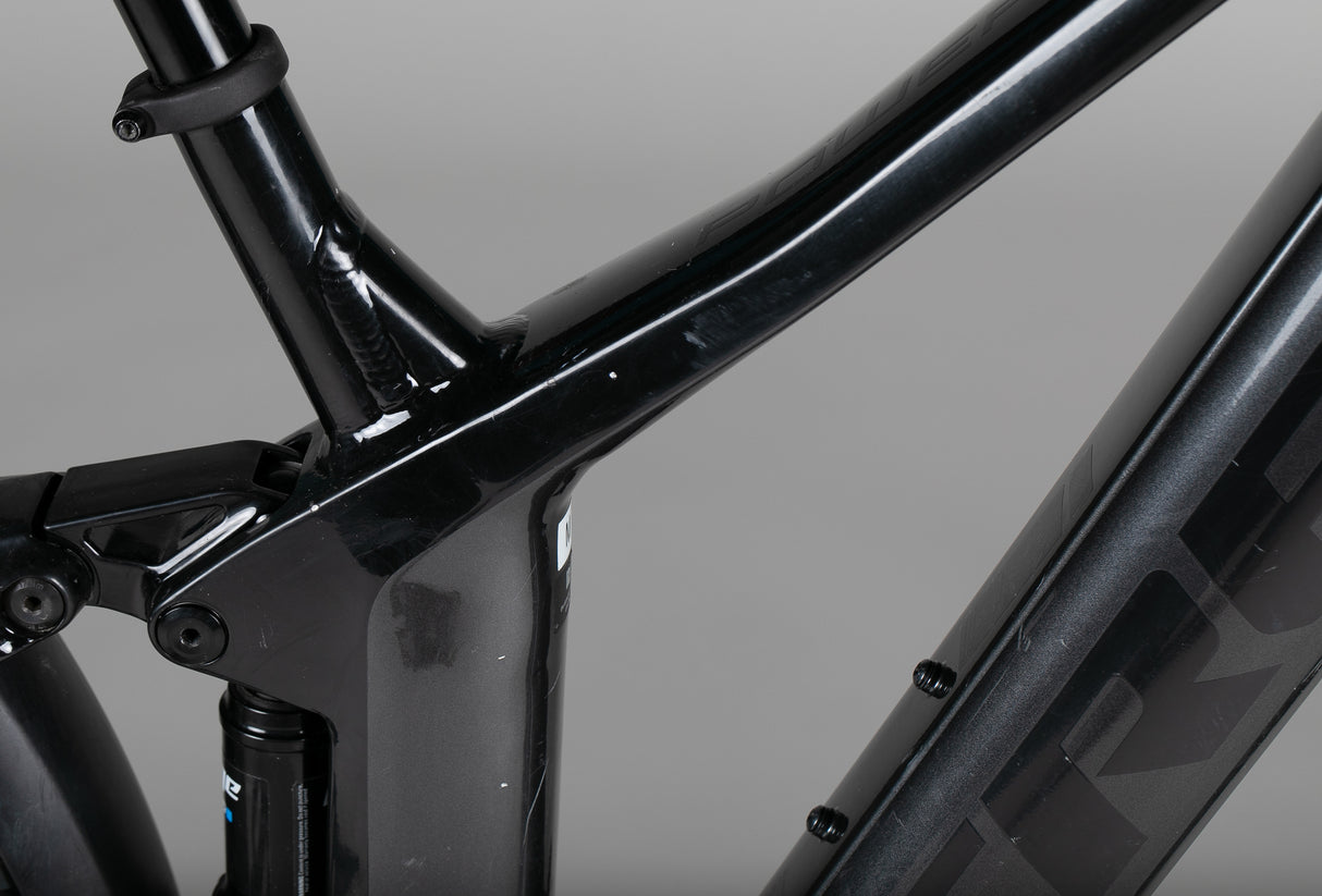 Trek Powerfly FS 4 Gen 3 - käytetty sähköpyörä 165-178 cm ajajalle