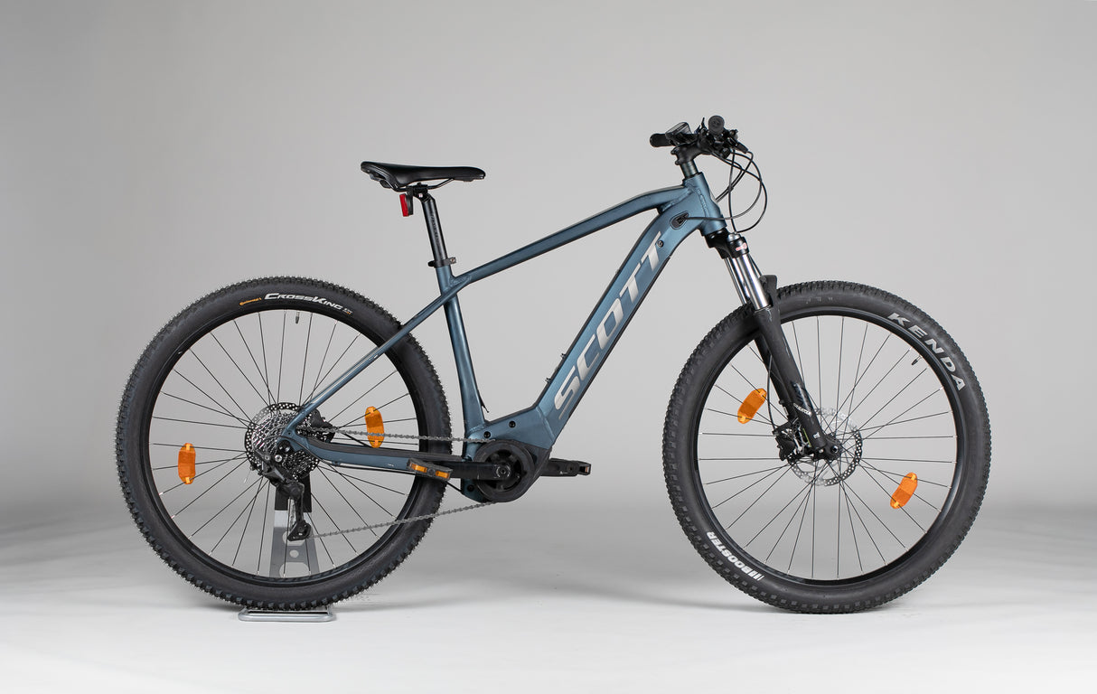 Scott Aspect eRIDE 930 - käytetty sähköpyörä 178-189 cm ajajalle