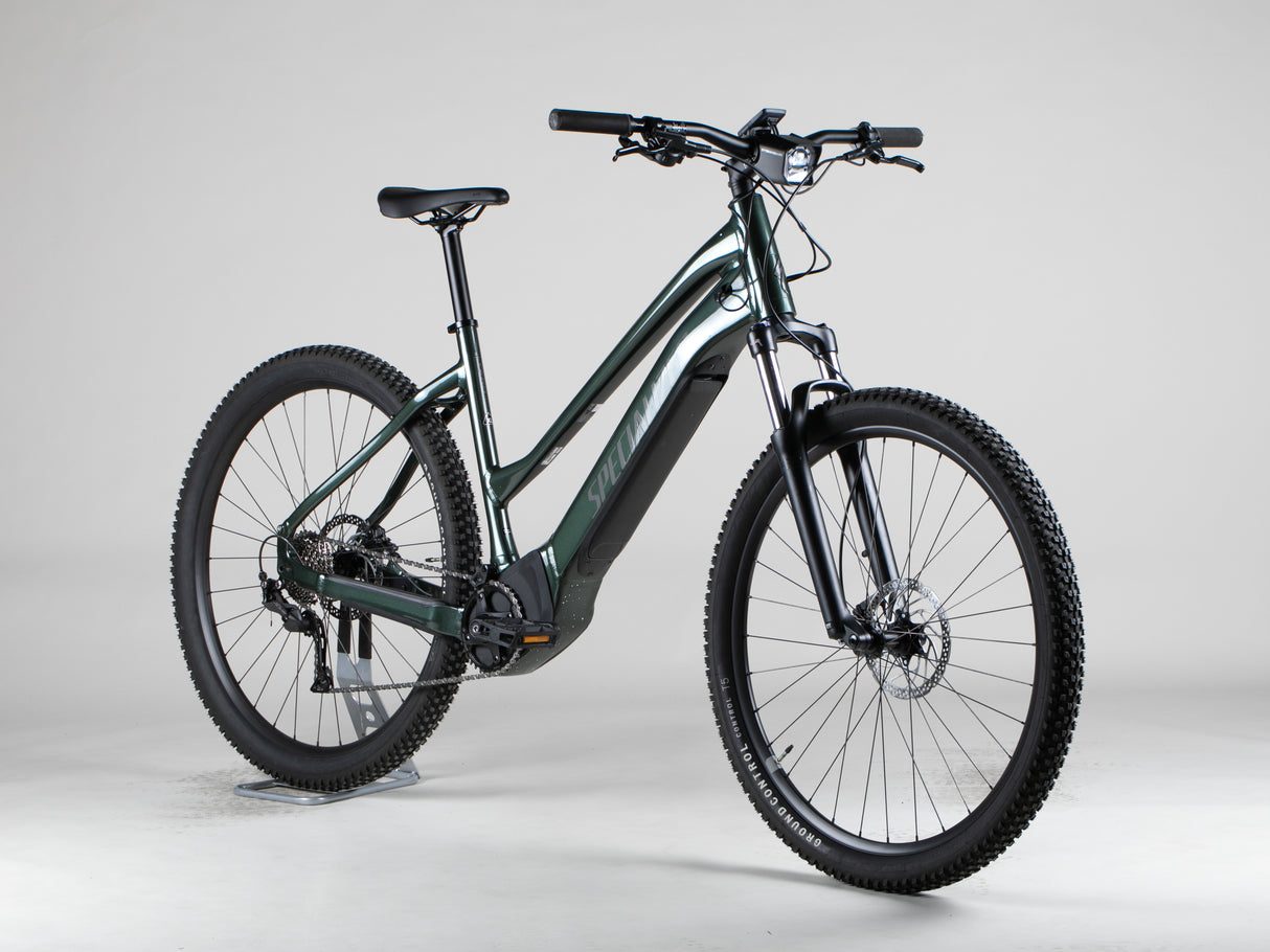 Specialized Turbo Tero, 3.0 Step-Through - käytetty sähköpyörä 186–199 cm ajajalle