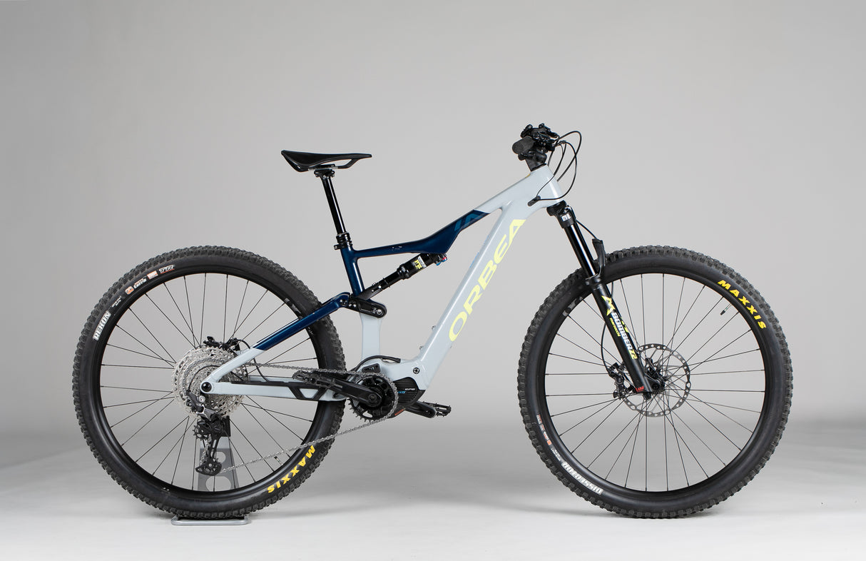 Orbea Rise H30 - käytetty sähköpyörä 168-178 cm ajajalle