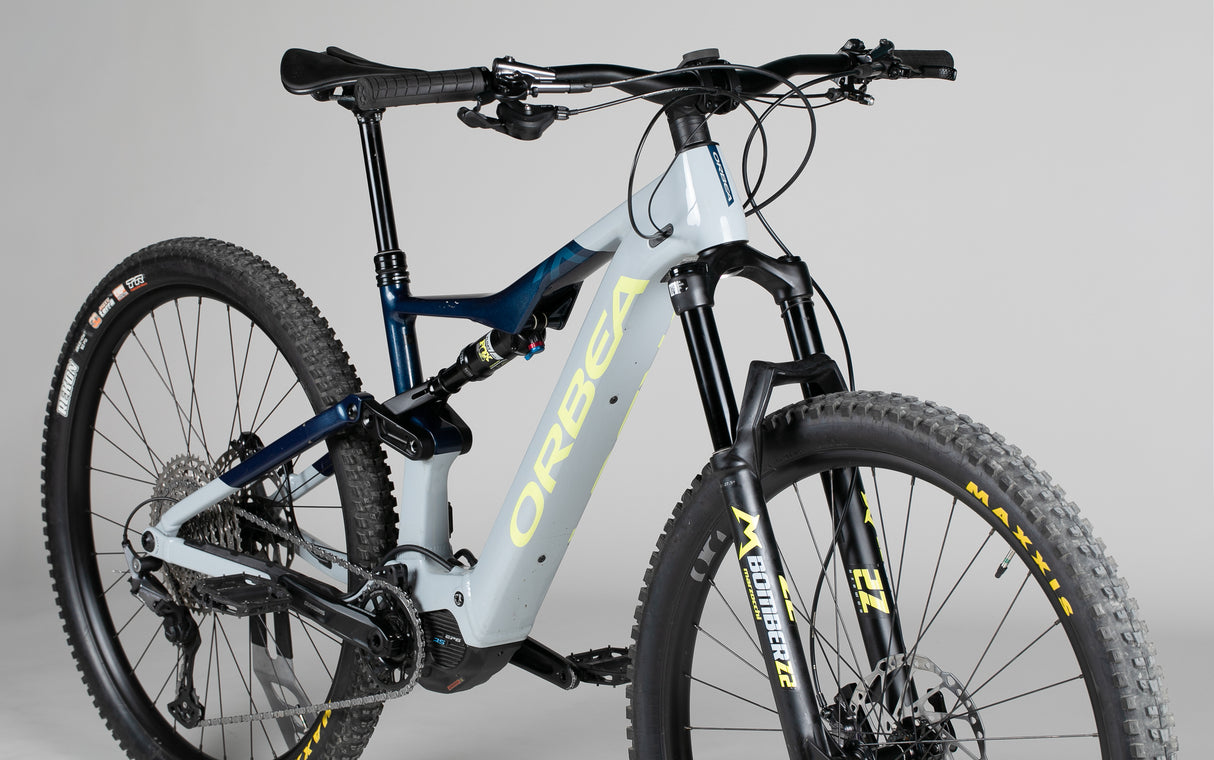Orbea Rise H30 - käytetty sähköpyörä 168-178 cm ajajalle