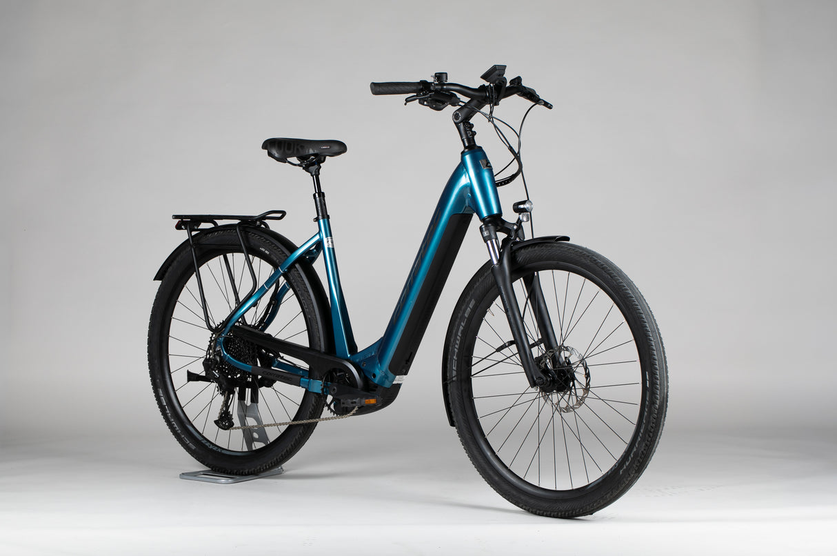 Corratec E-Power Trekking 28 CX6 - käytetty sähköpyörä 165-190 cm ajajalle