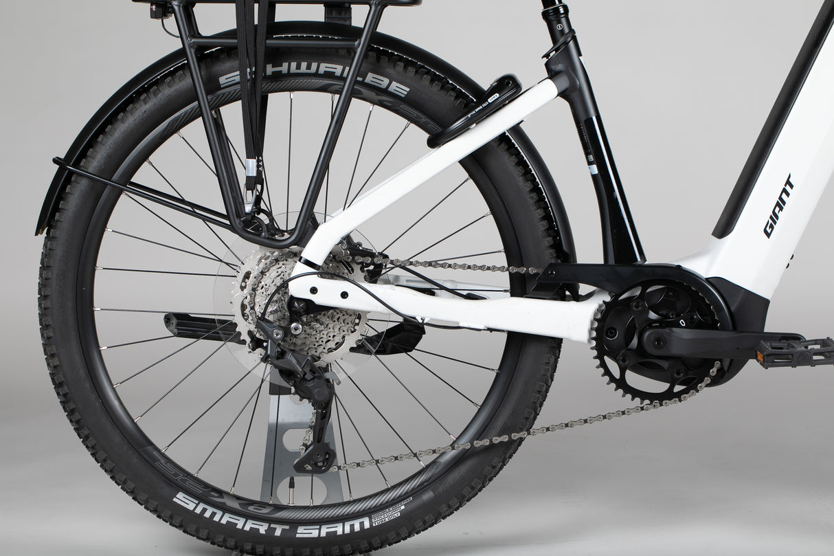 Giant Anytour X E+ 3 - käytetty sähköpyörä 160-180 cm ajajalle