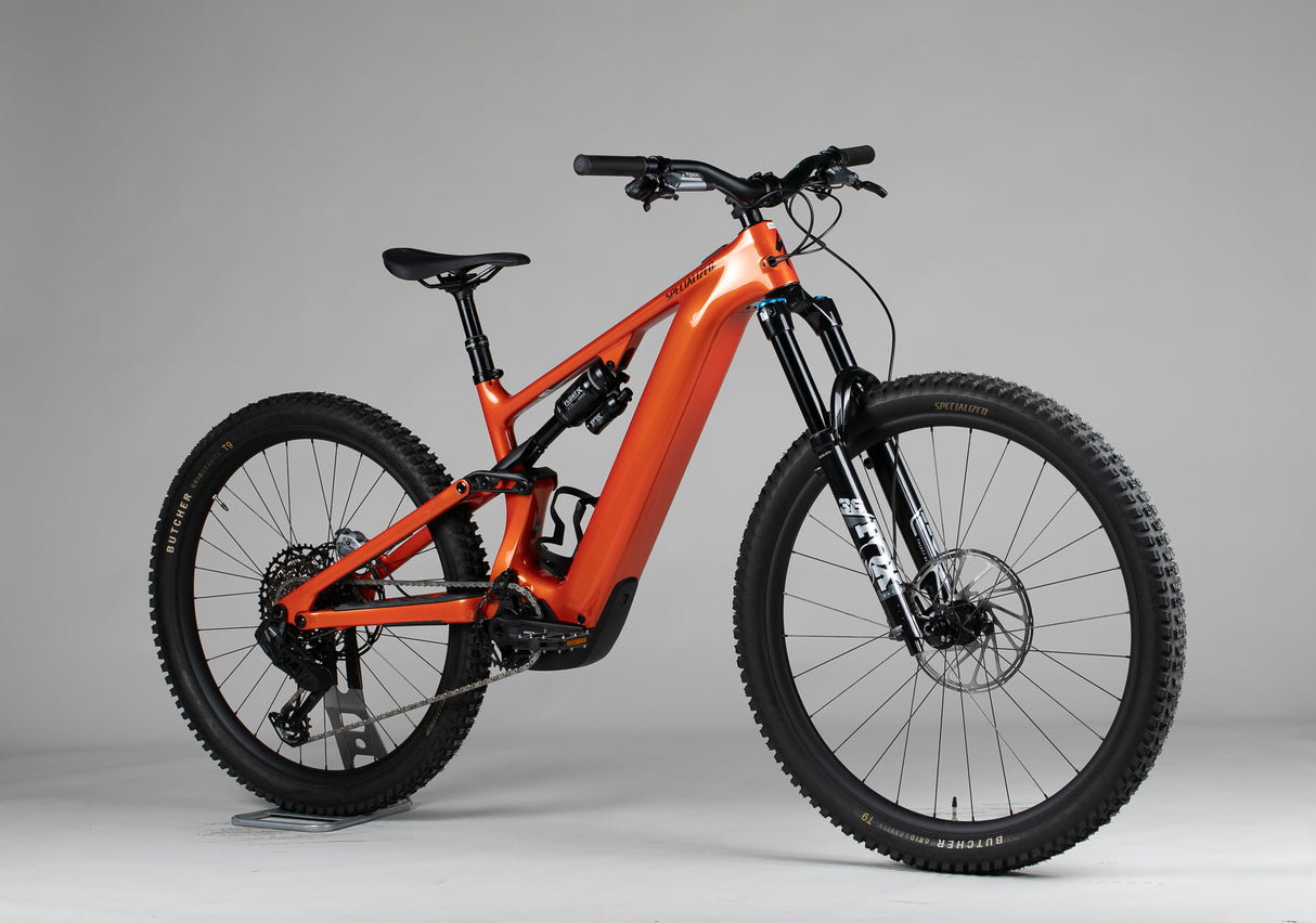 Specialized Turbo Levo 4 Comp - käytetty sähköpyörä 165-180 cm ajajalle