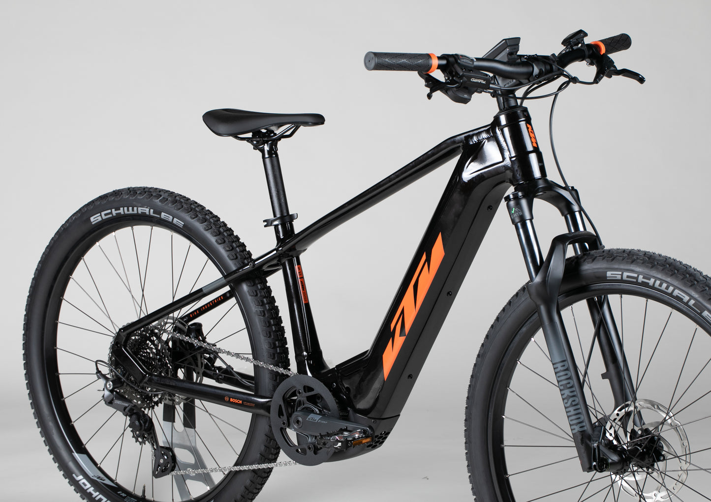 KTM Macina Team 772 - outlet-sähköpyörä 152-164 cm ajajalle