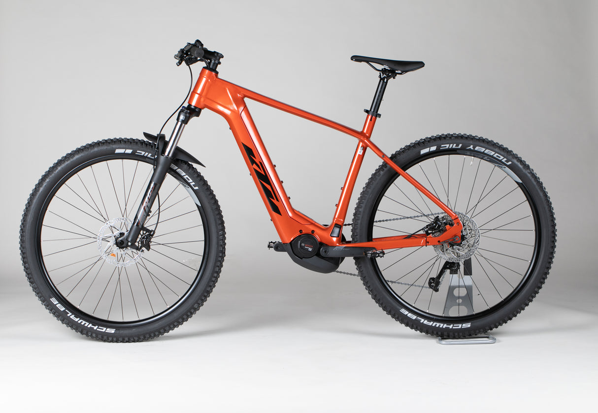 KTM Macina Team 793 - outlet-sähköpyörä 182-192 cm ajajalle