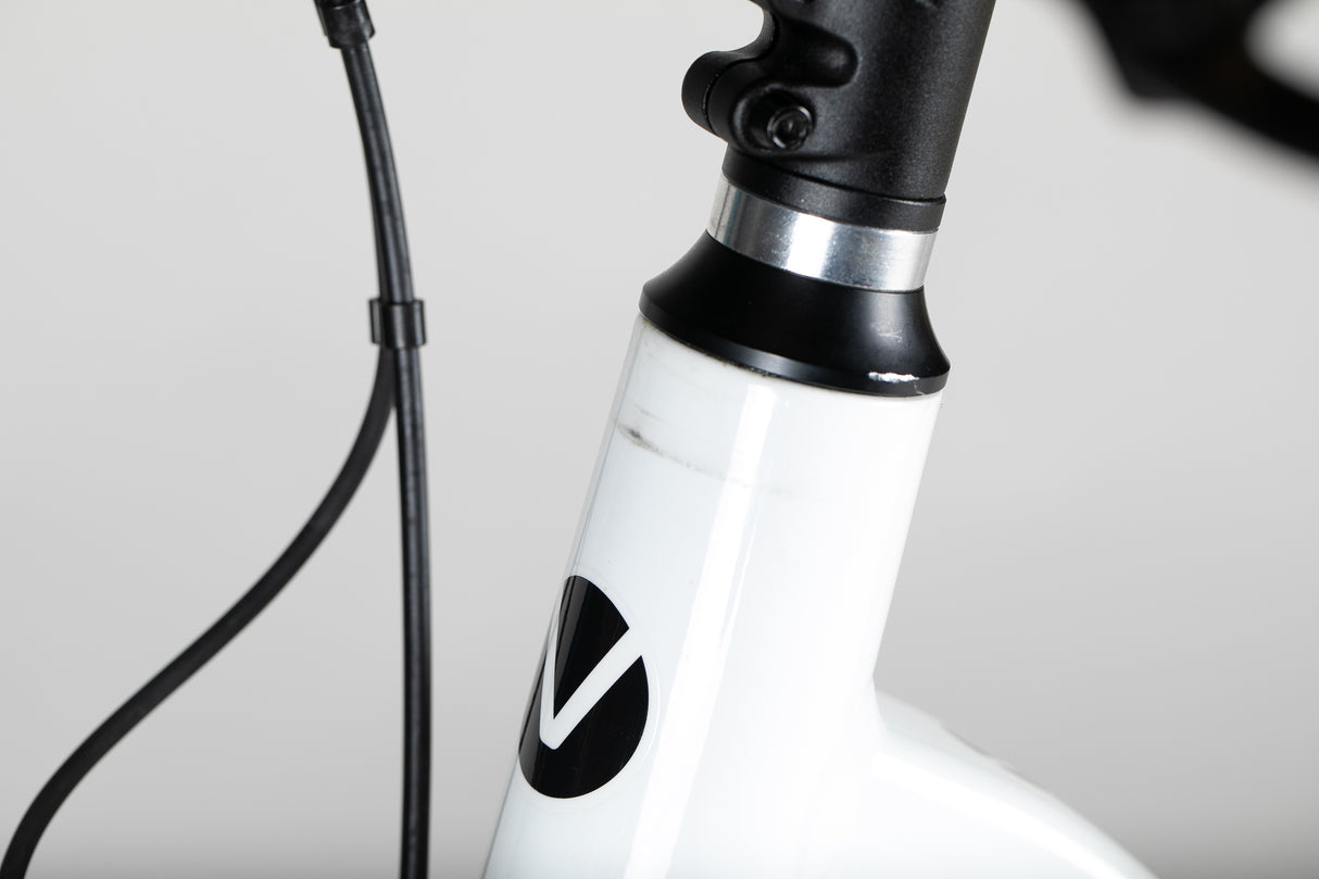 Velo de Ville Trekking AEB 900 - käytetty sähköpyörä 165-180 cm ajajalle