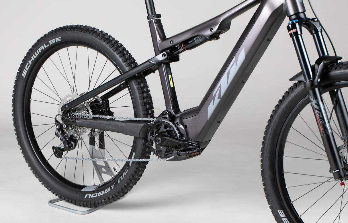 KTM Macina Lycan 571 - outlet-sähköpyörä 176-187 cm ajajalle