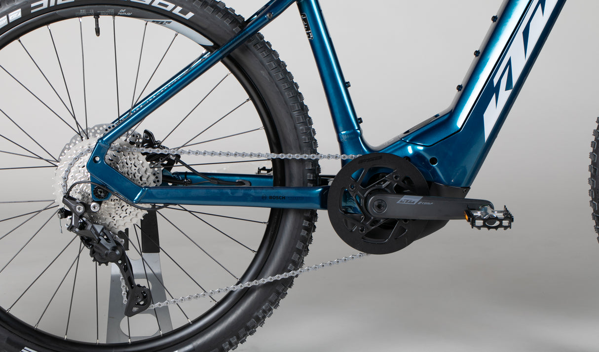 KTM Macina Team 671 - outlet-sähköpyörä 176-187 cm ajajalle