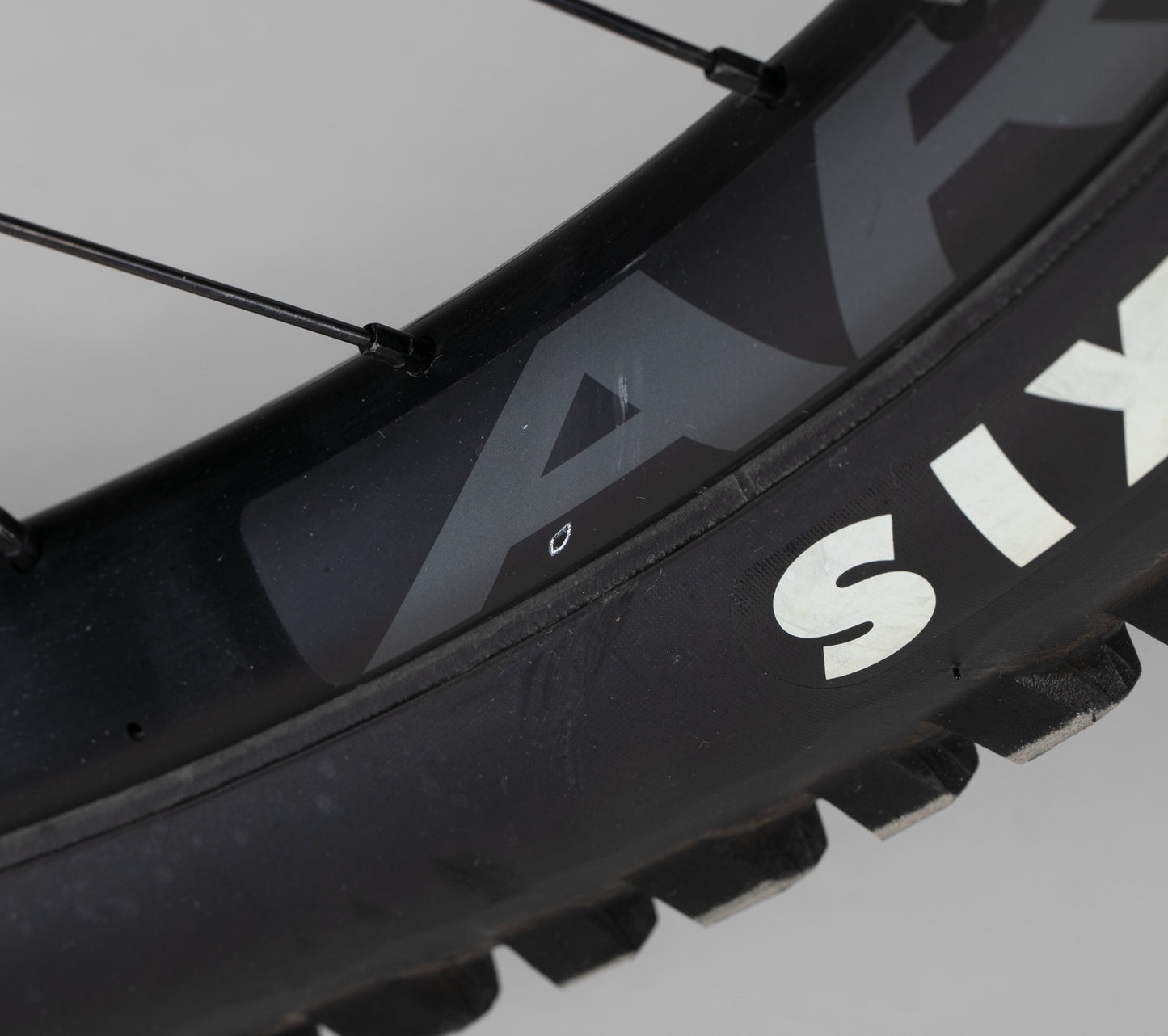 Canyon Spectral:ON CF 7 - käytetty sähköpyörä 183-192 cm ajajalle