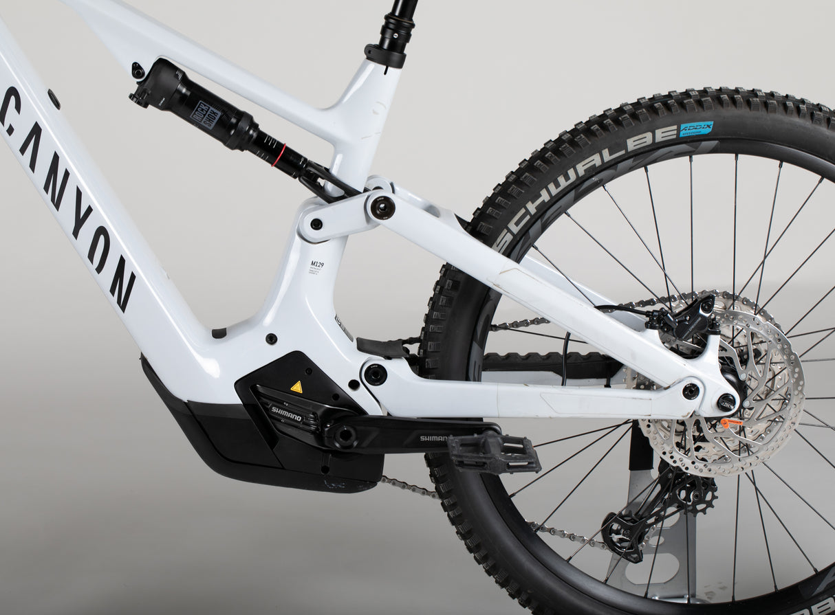 Canyon Spectral:ON CF 7 - käytetty sähköpyörä 174-184 cm ajajalle