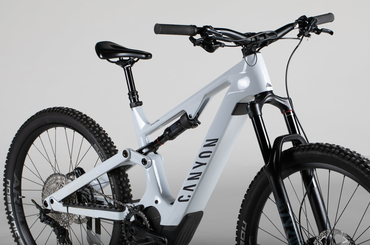 Canyon Spectral:ON CF 7 - käytetty sähköpyörä 174-184 cm ajajalle