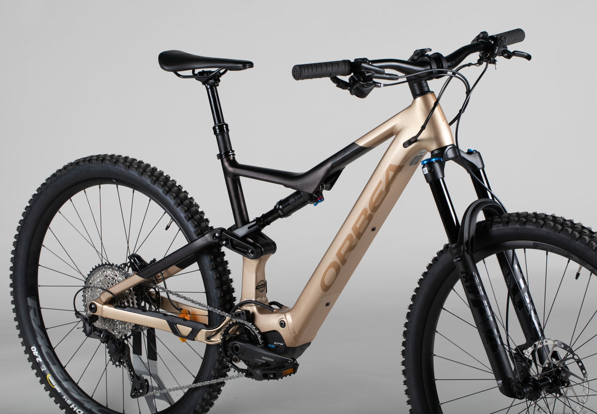 Orbea Rise H20 - käytetty sähköpyörä 178-189 cm ajajalle