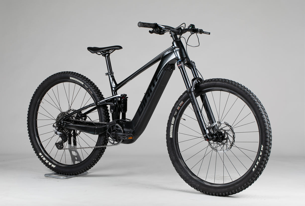 Giant Stance E+2 - käytetty sähköpyörä 168-180 cm ajajalle