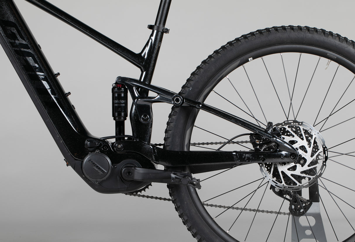 Giant Stance E+2 - käytetty sähköpyörä 168-180 cm ajajalle