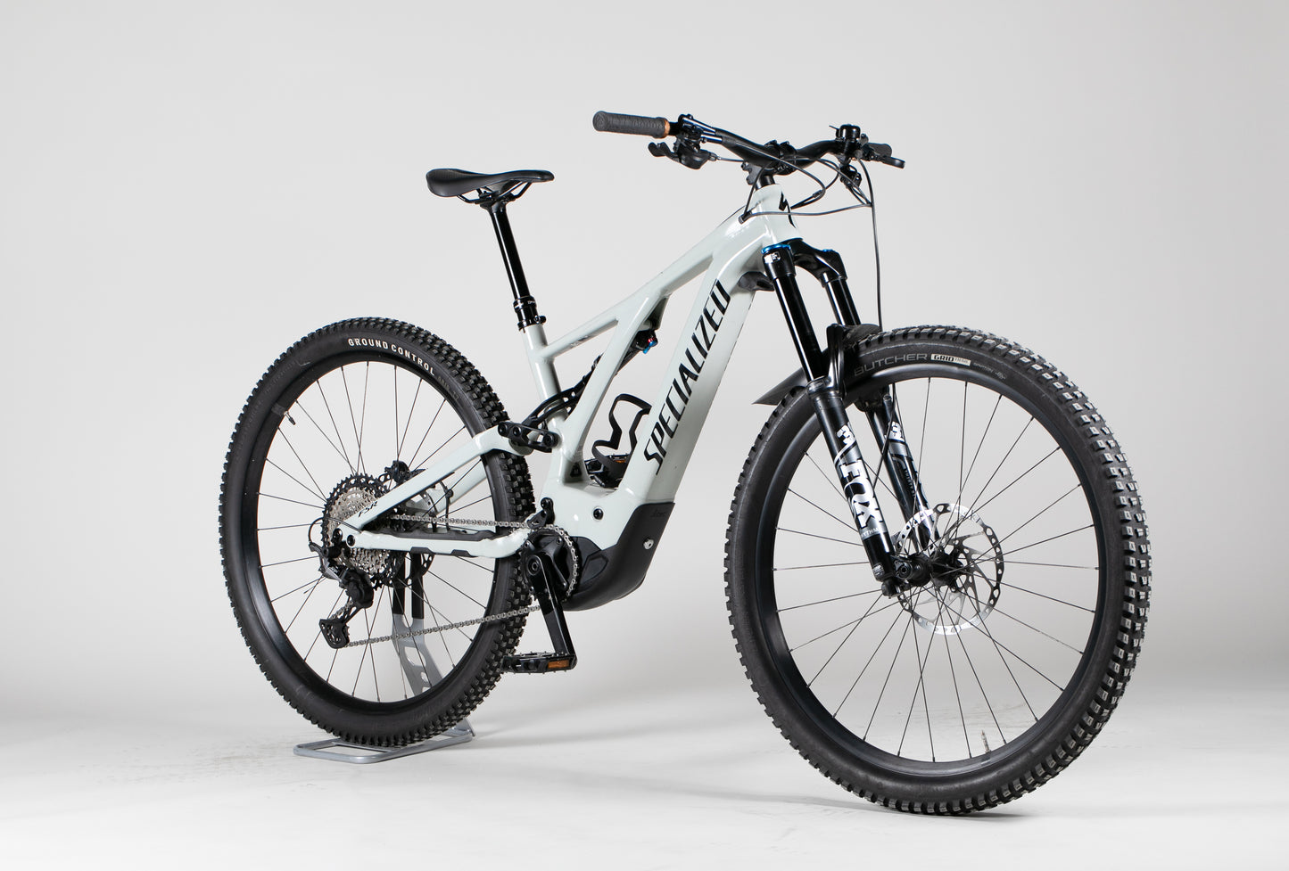 Specialized Turbo Levo Comp - käytetty sähköpyörä ajajalle 165-180 cm