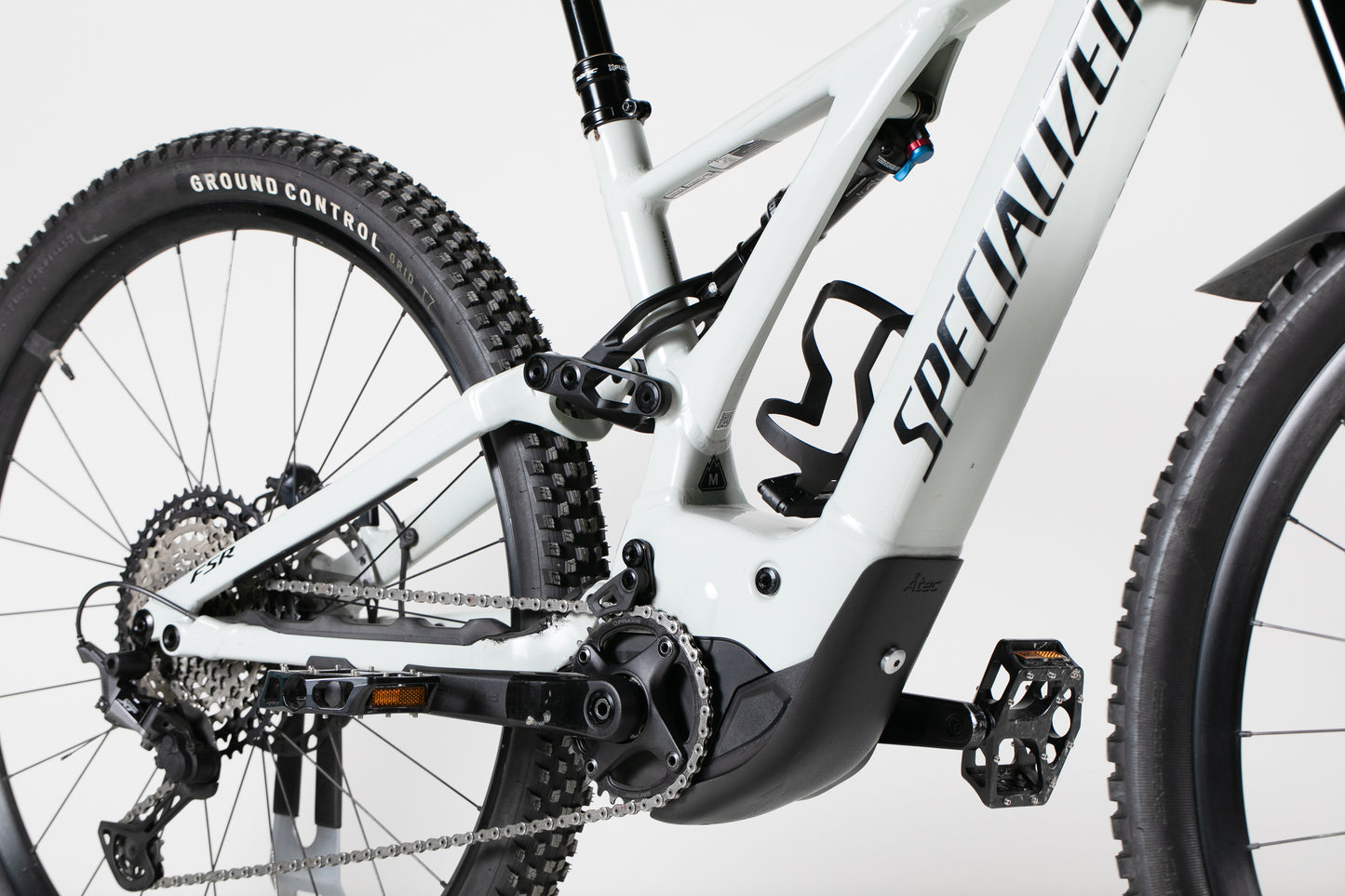 Specialized Turbo Levo Comp - käytetty sähköpyörä ajajalle 165-180 cm