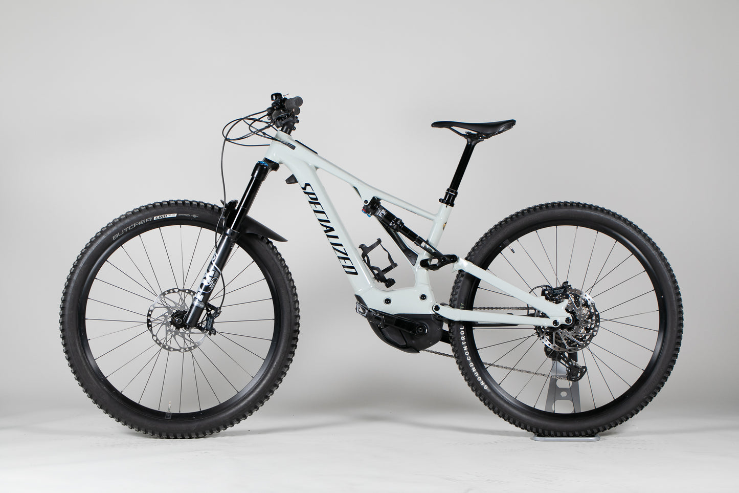 Specialized Turbo Levo Comp - käytetty sähköpyörä ajajalle 165-180 cm