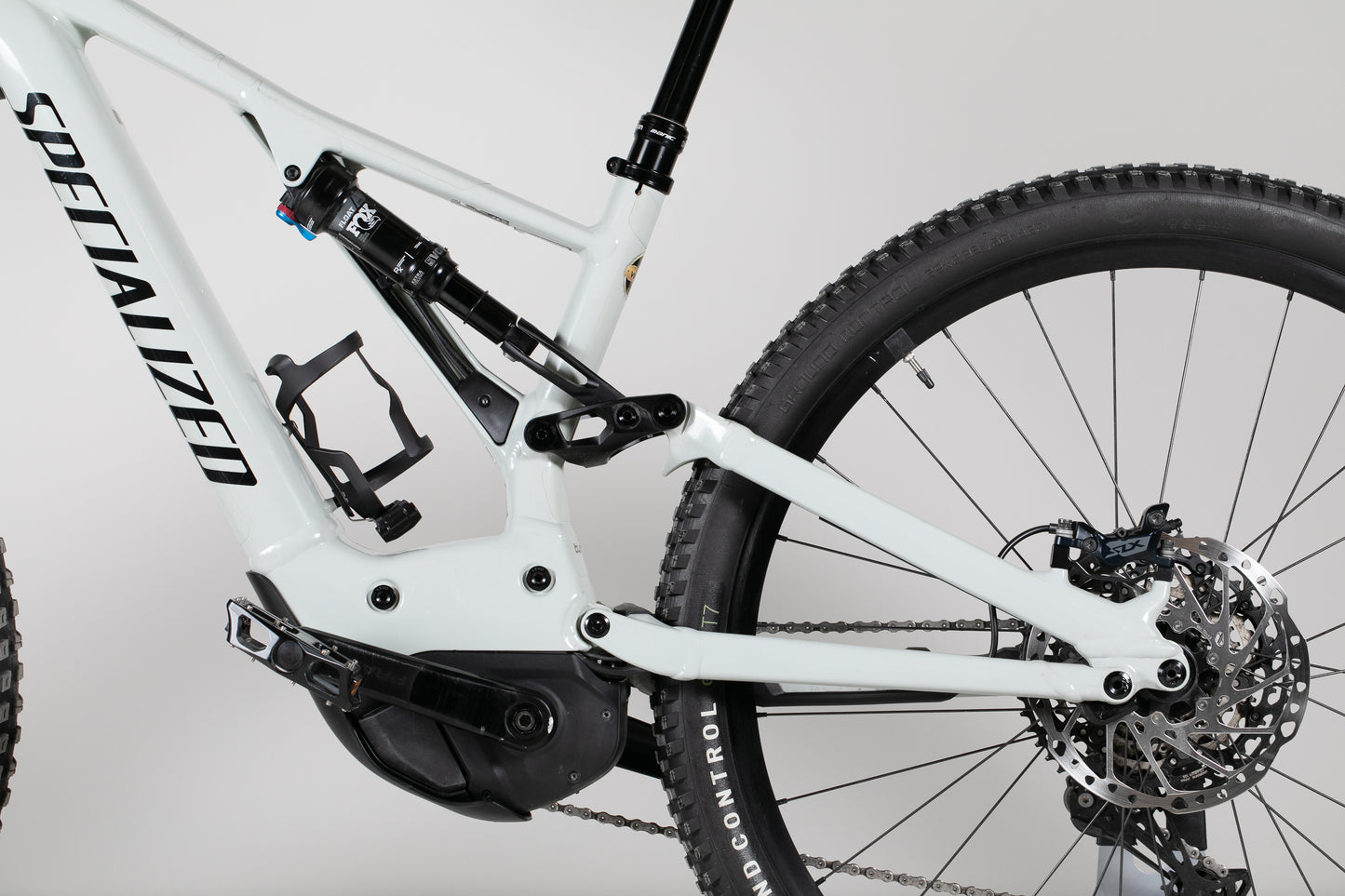 Specialized Turbo Levo Comp - käytetty sähköpyörä ajajalle 165-180 cm