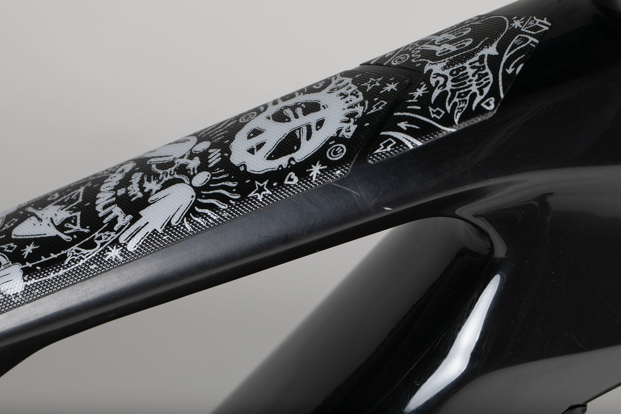 Canyon Spectral:On Cf 7.0 - käytetty sähköpyörä 183-192 cm ajajalle