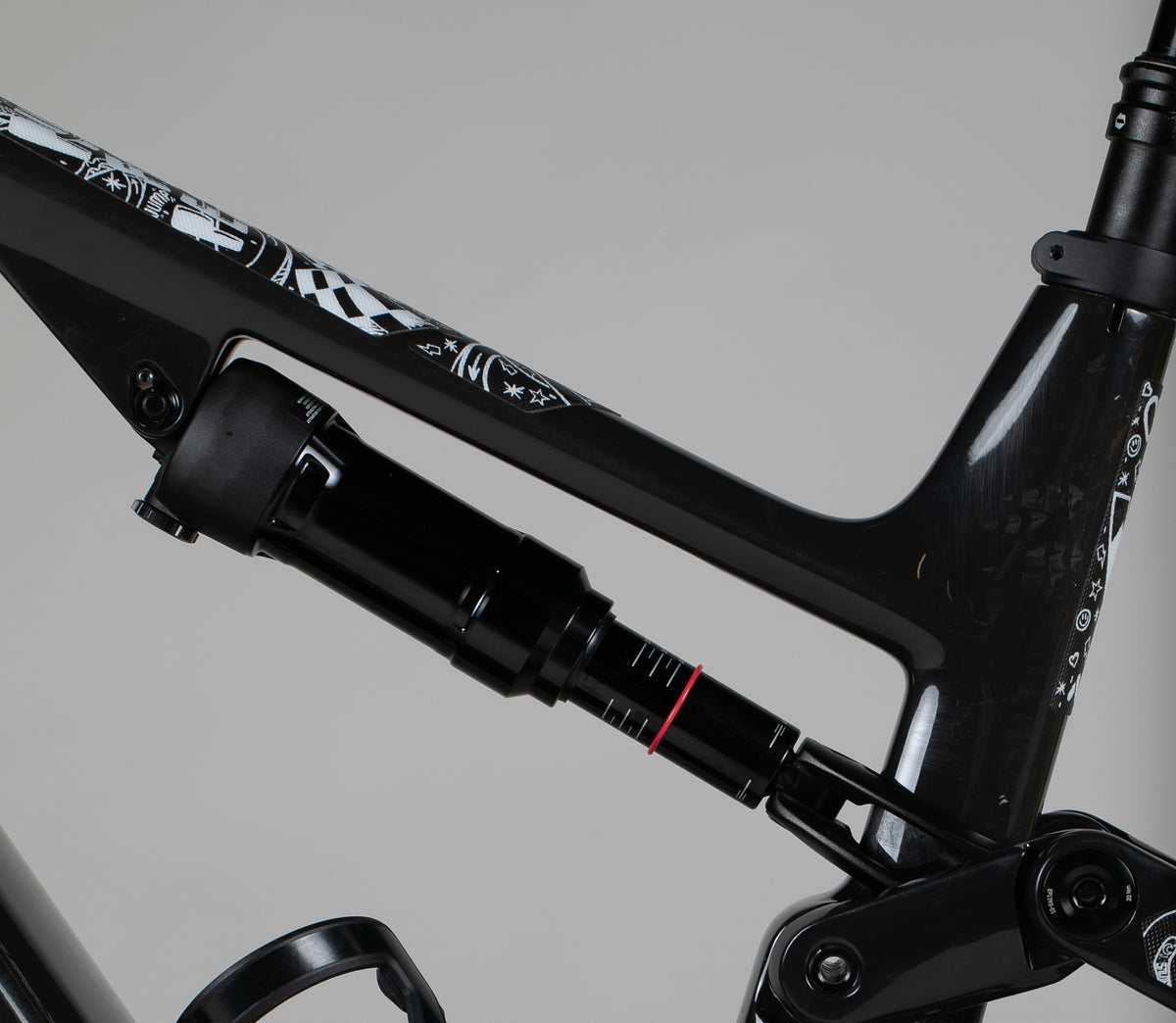 Canyon Spectral:On Cf 7.0 - käytetty sähköpyörä 183-192 cm ajajalle