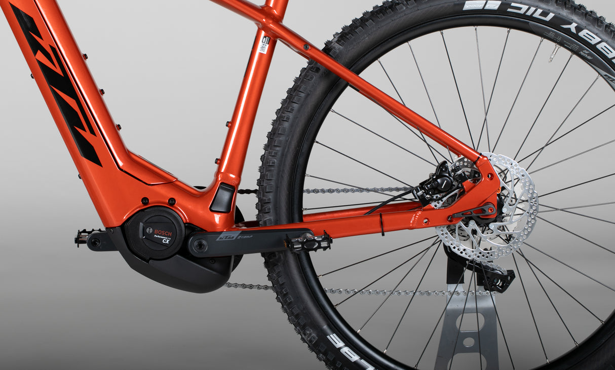 KTM Macina Team 793 - outlet-sähköpyörä 173-184 cm ajajalle