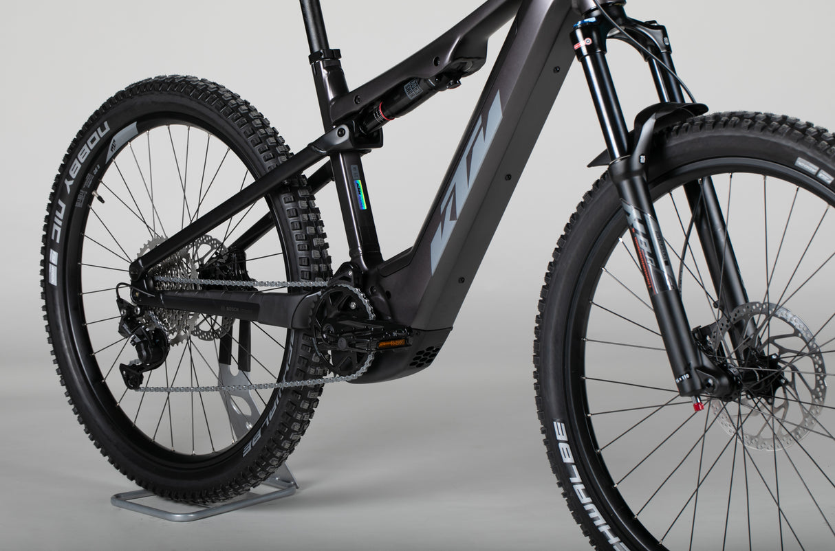 KTM Macina Lycan 571 - outlet-sähköpyörä 165-174 cm ajajalle