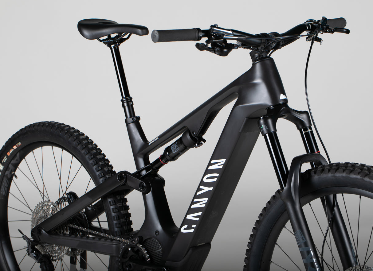 Canyon Spectral:ON CF 7 - käytetty sähköpyörä 174-184 cm ajajalle