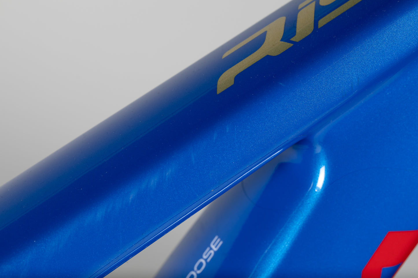 Orbea Rise MyO Custom Carbon M-Team - käytetty sähköpyörä ajajalle 160-175 cm
