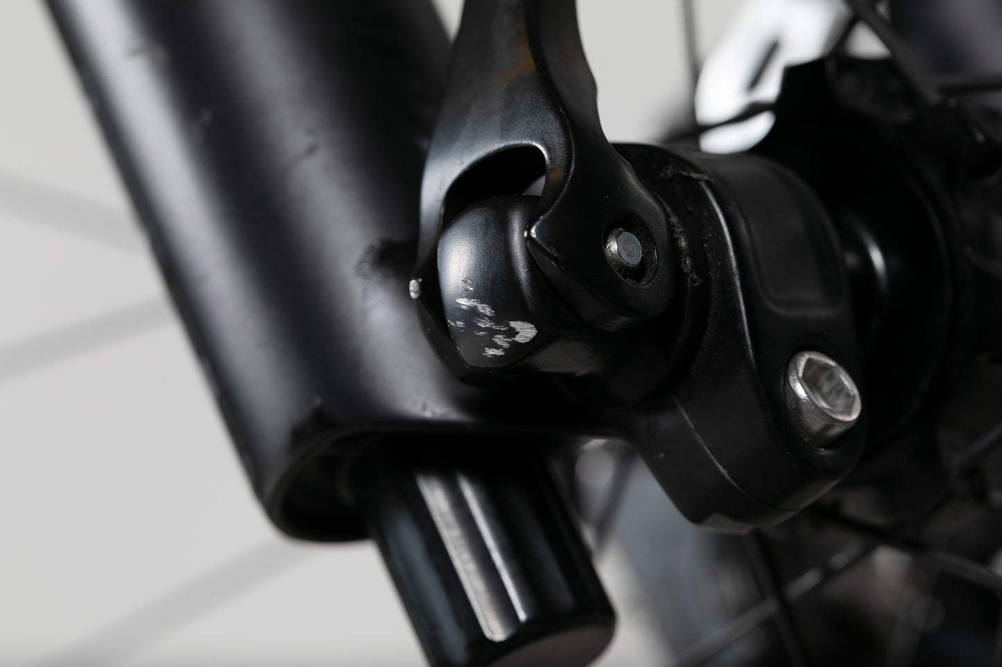 Orbea Rise MyO Custom Carbon M-Team - käytetty sähköpyörä ajajalle 160-175 cm