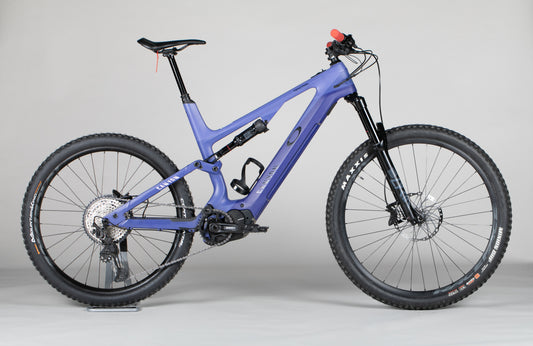 Canyon Spectral:On Cf 7 - käytetty sähköpyörä 191–200 cm ajajalle