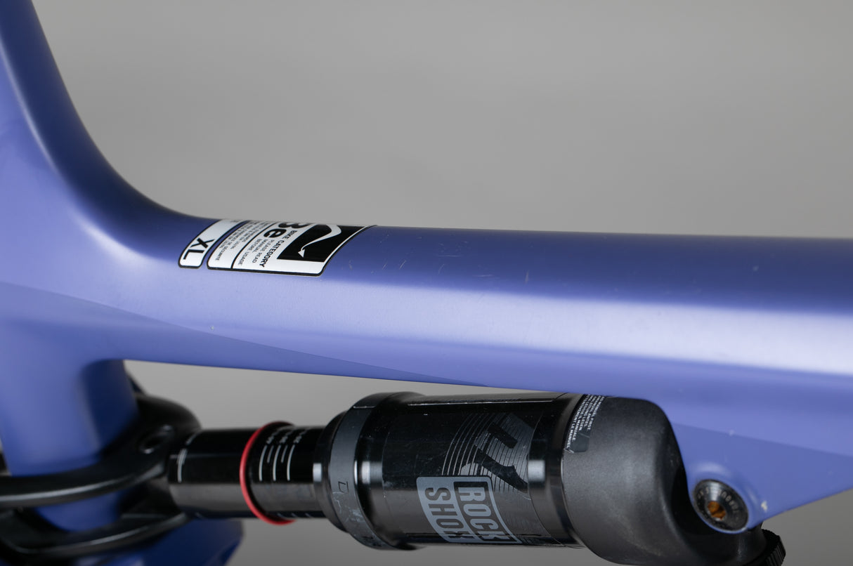 Canyon Spectral:On Cf 7 - käytetty sähköpyörä 191–200 cm ajajalle