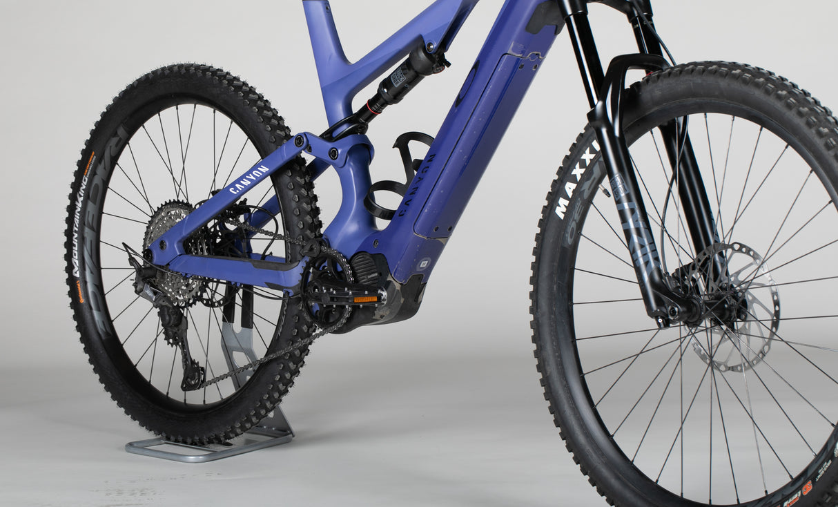 Canyon Spectral:On Cf 7 - käytetty sähköpyörä 191–200 cm ajajalle