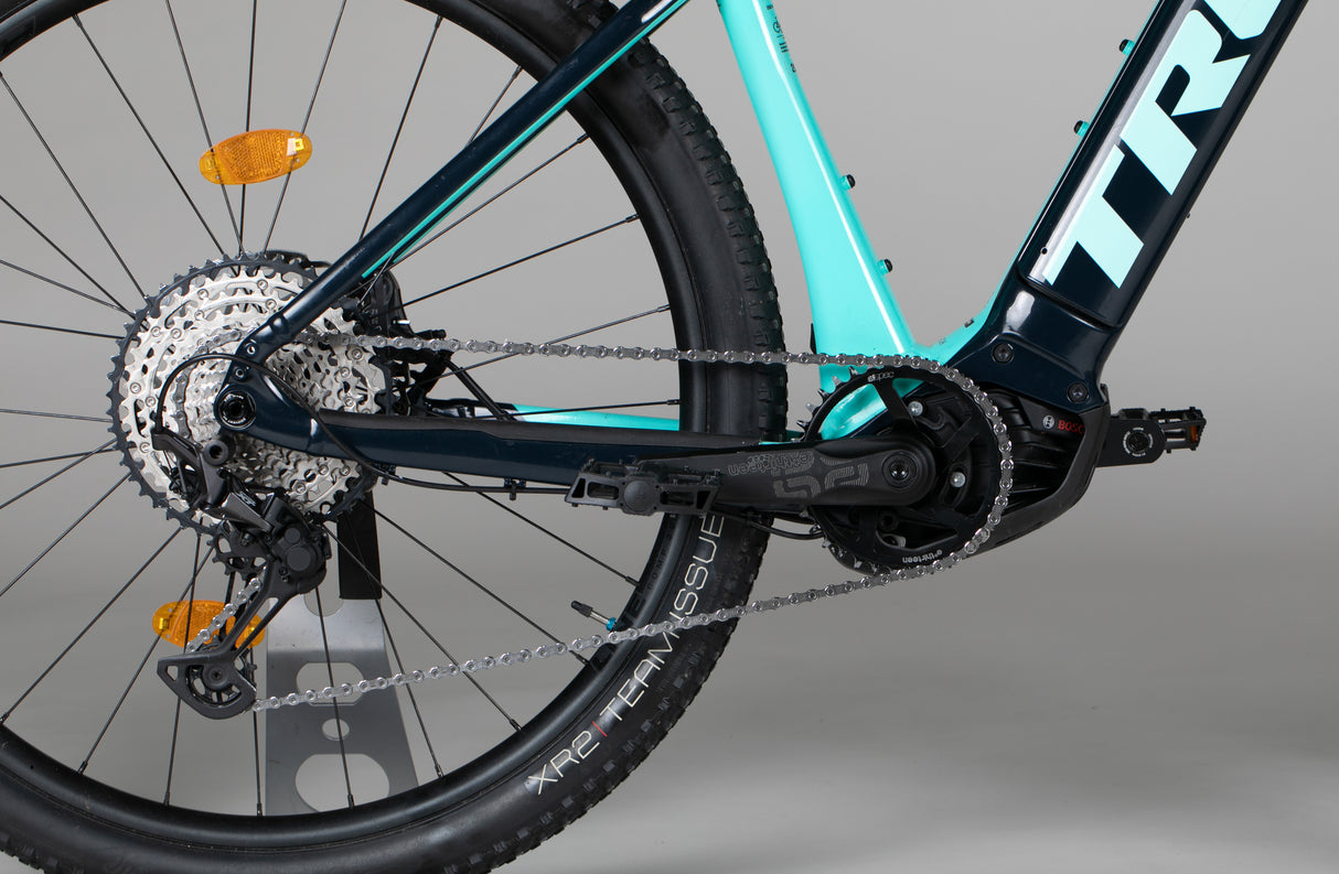 Trek Powerfly 7 - käytetty sähköpyörä 177-188 cm ajajalle