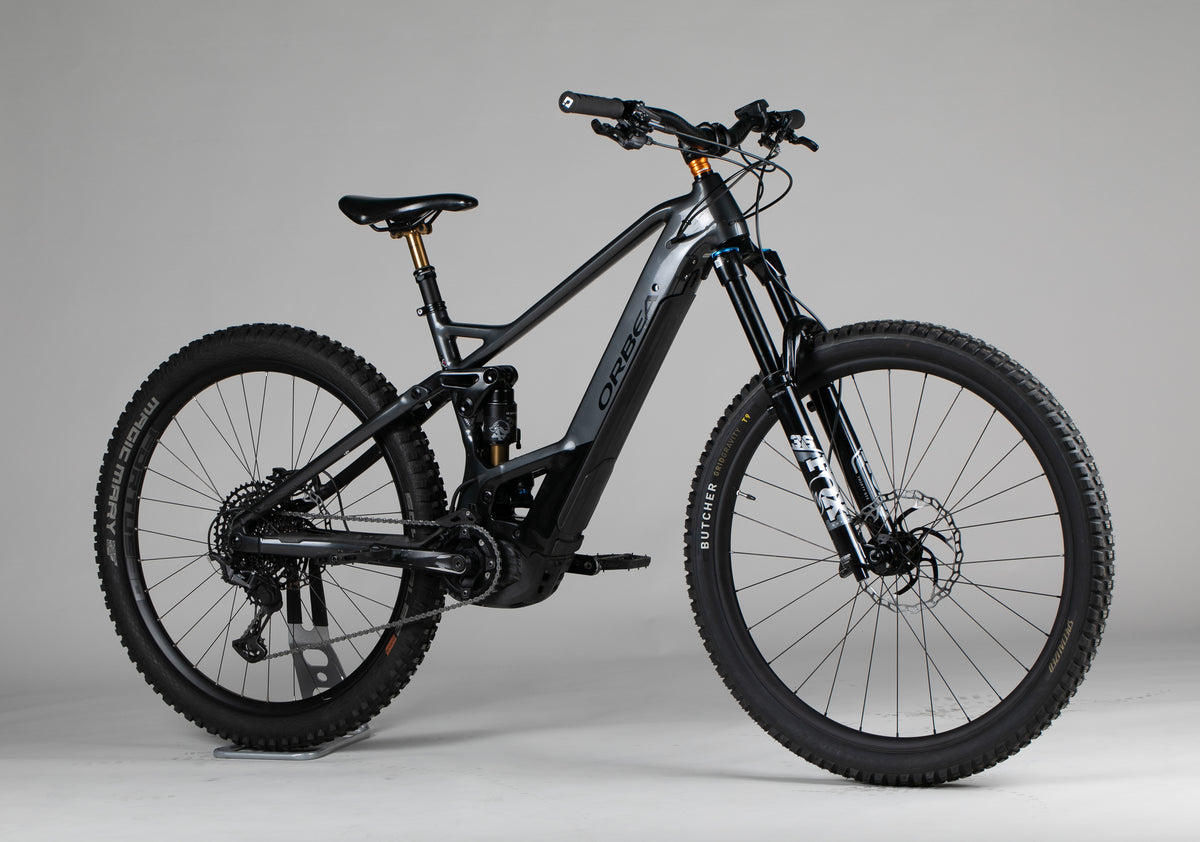Orbea WILD FS H30 - käytetty sähköpyörä 176-188 cm ajajalle