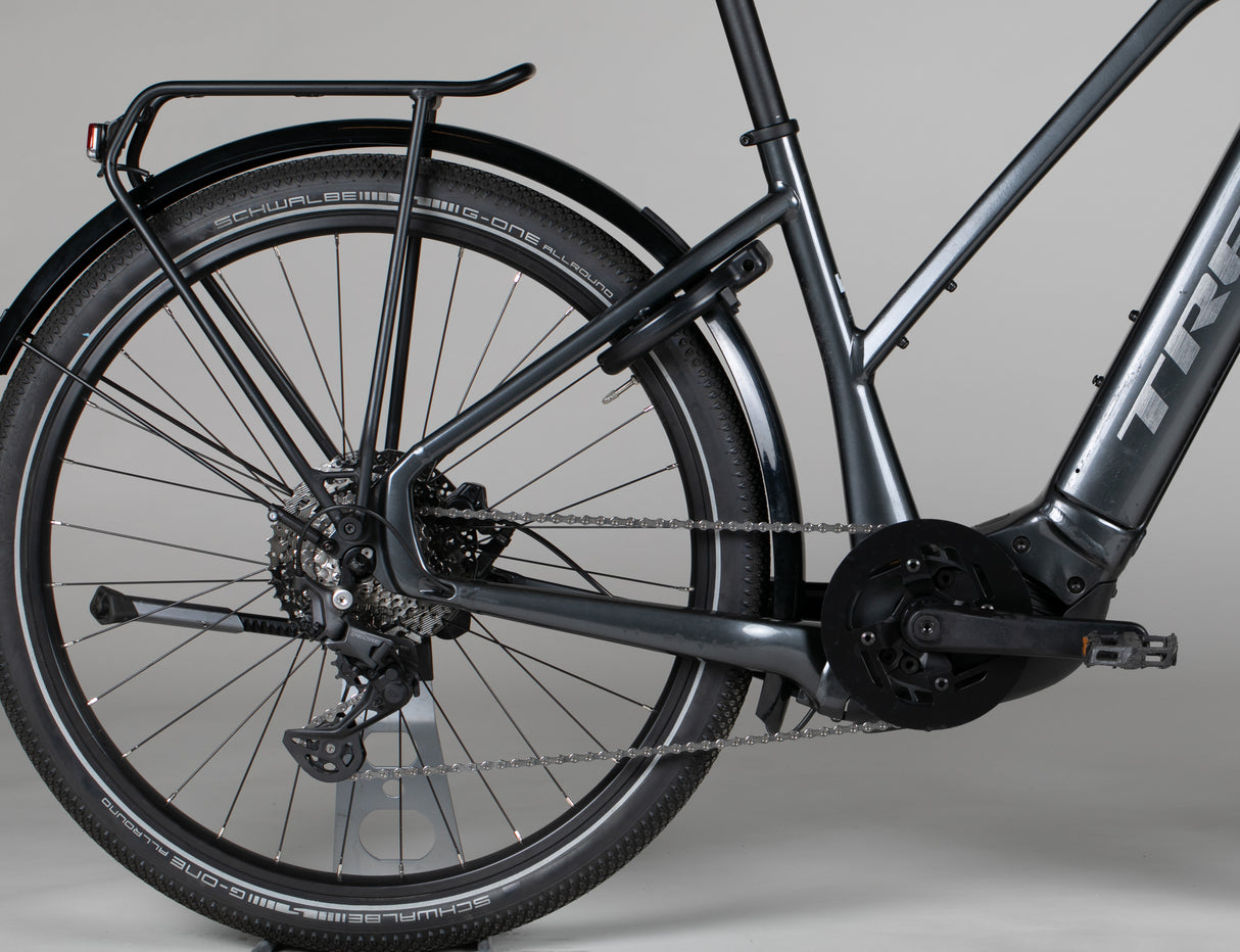 Trek Allant+ 7 Stagger - käytetty sähköpyörä 165-175 cm ajajalle