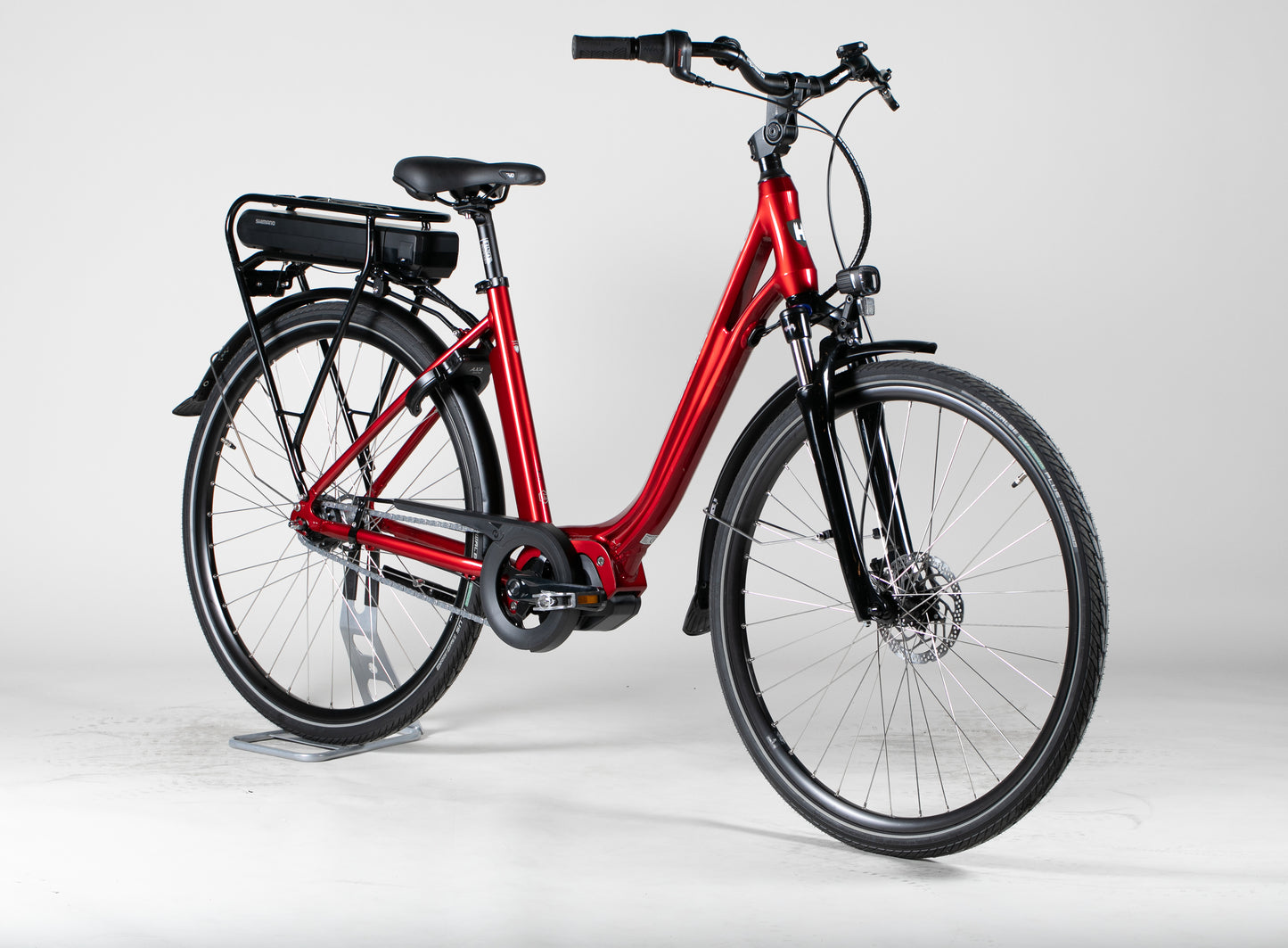 Helkama C 7v 28" - käytetty sähköpyörä ajajalle 150-170 cm