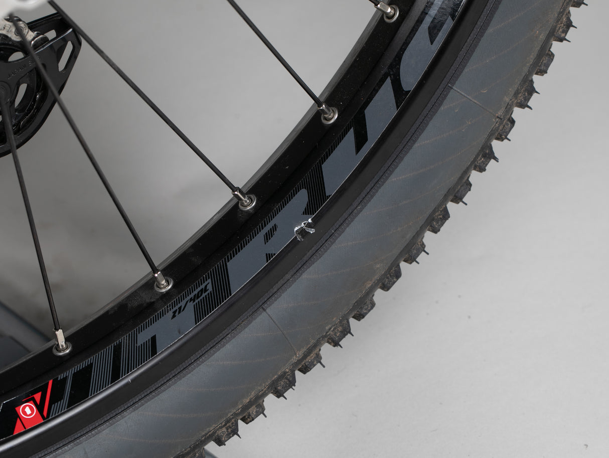 Helkama XE12 - käytetty sähköpyörä 175-190 cm ajajalle