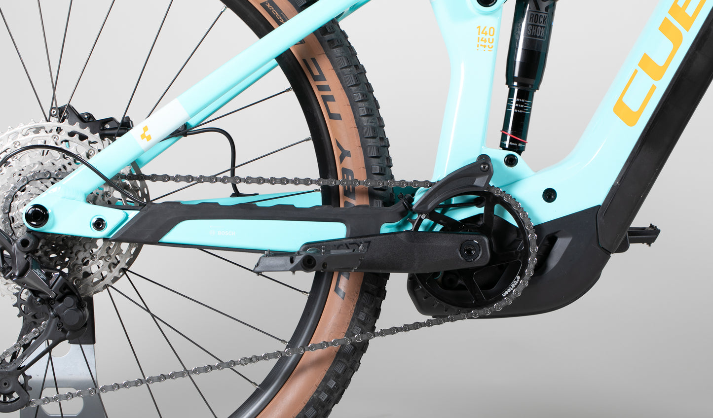 CUBE Stereo Hybrid 140 HPC Race 625 - käytetty sähköpyörä 170-180 cm ajajalle