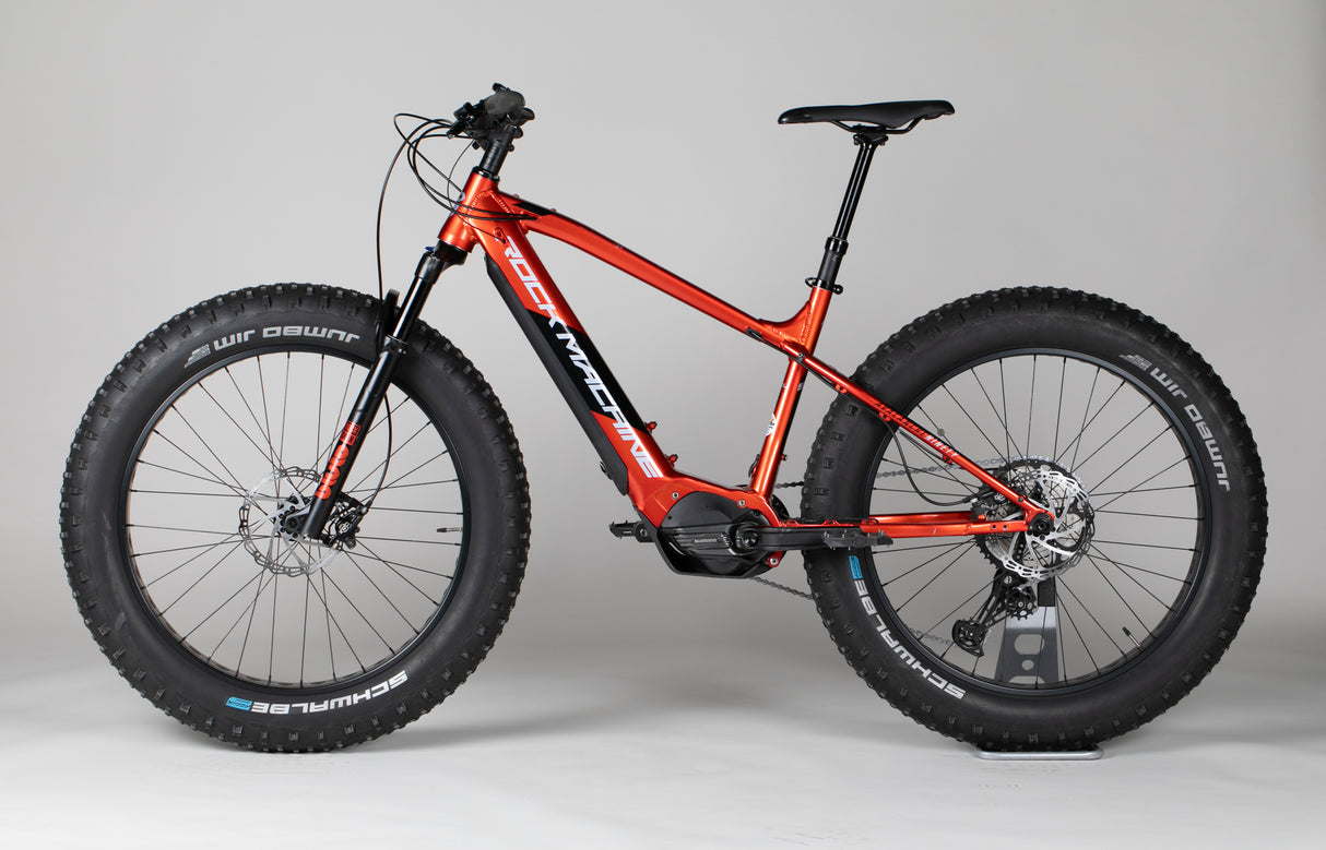 Rock Machine Avalanche E90 - käytetty sähköfatbike 170–185 cm ajajalle