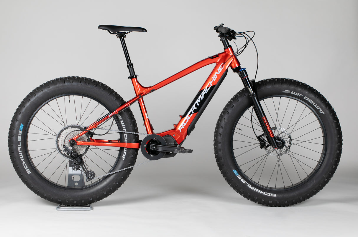 Rock Machine Avalanche E90 - käytetty sähköfatbike 170–185 cm ajajalle
