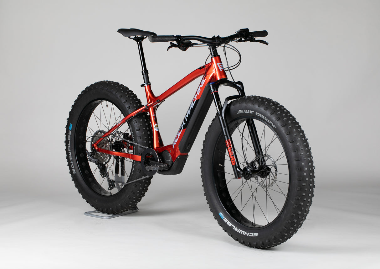 Rock Machine Avalanche E90 - käytetty sähköfatbike 170–185 cm ajajalle
