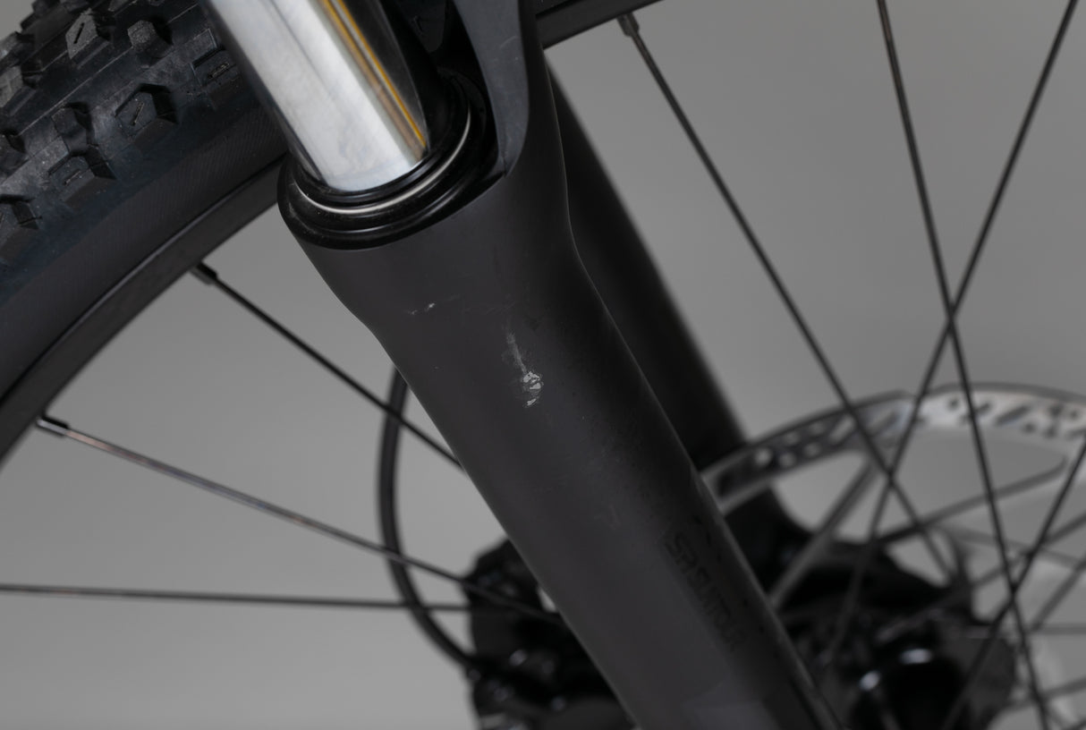 Trek Powerfly 4 - käytetty sähköpyörä 195-203 cm ajajalle