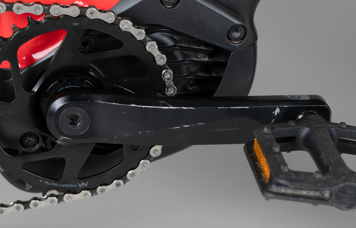 Trek Powerfly 4 - käytetty sähköpyörä 195-203 cm ajajalle