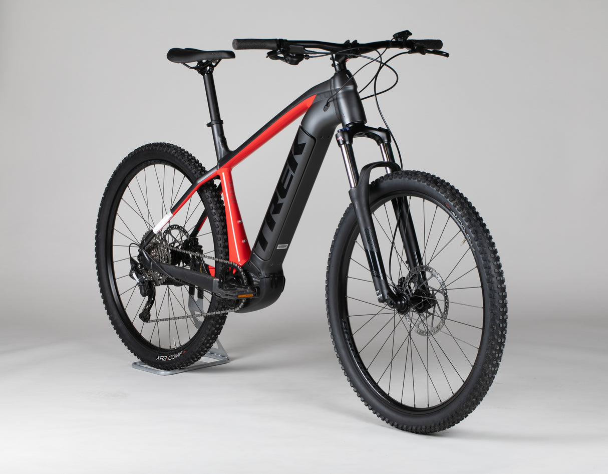 Trek Powerfly 4 - käytetty sähköpyörä 195-203 cm ajajalle